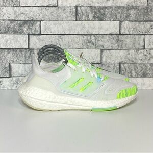 New Adidas UltraBoost 22 Womens 6.5 Athletic Shoes
